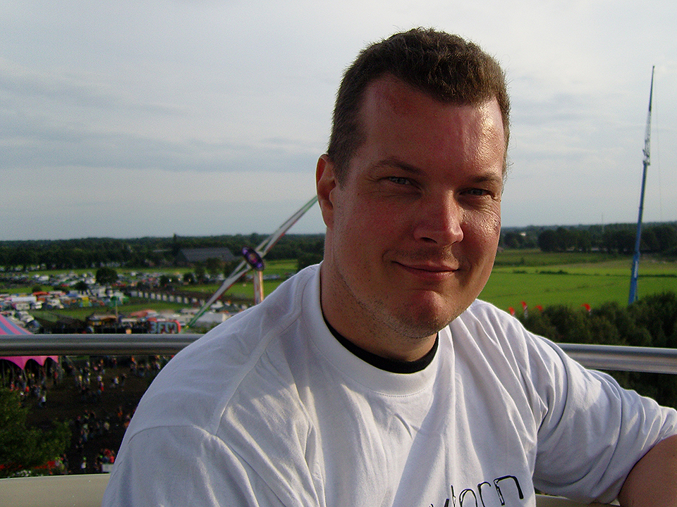 SAMSUNG DIGITAL CAMERA